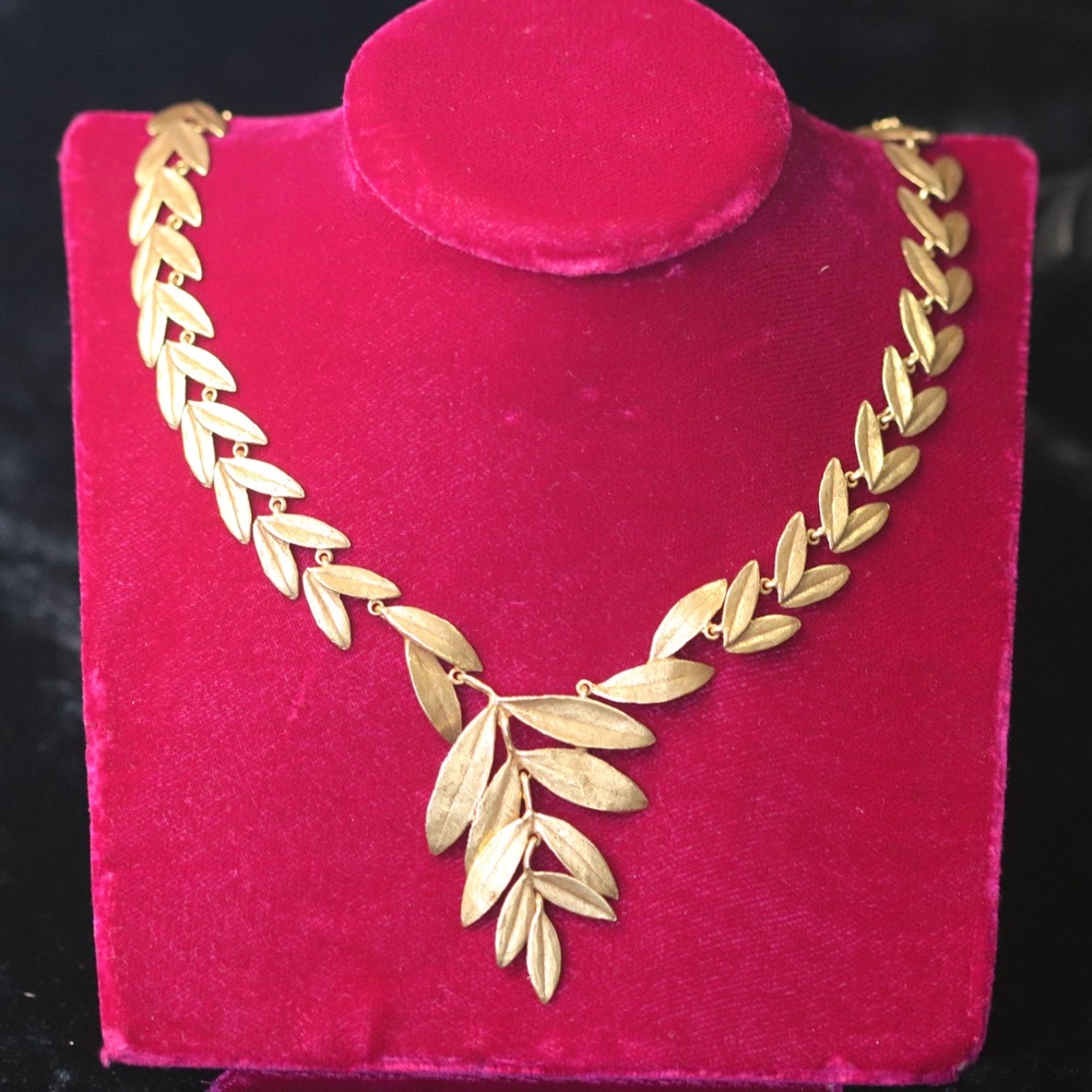 18k Gold-plated leaf necklace